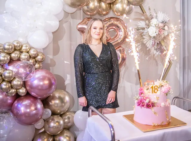Reportaż z 18. urodzin — fotograf Tobiasz Kaczmarczyk, Żuromin, zdjęcie 6