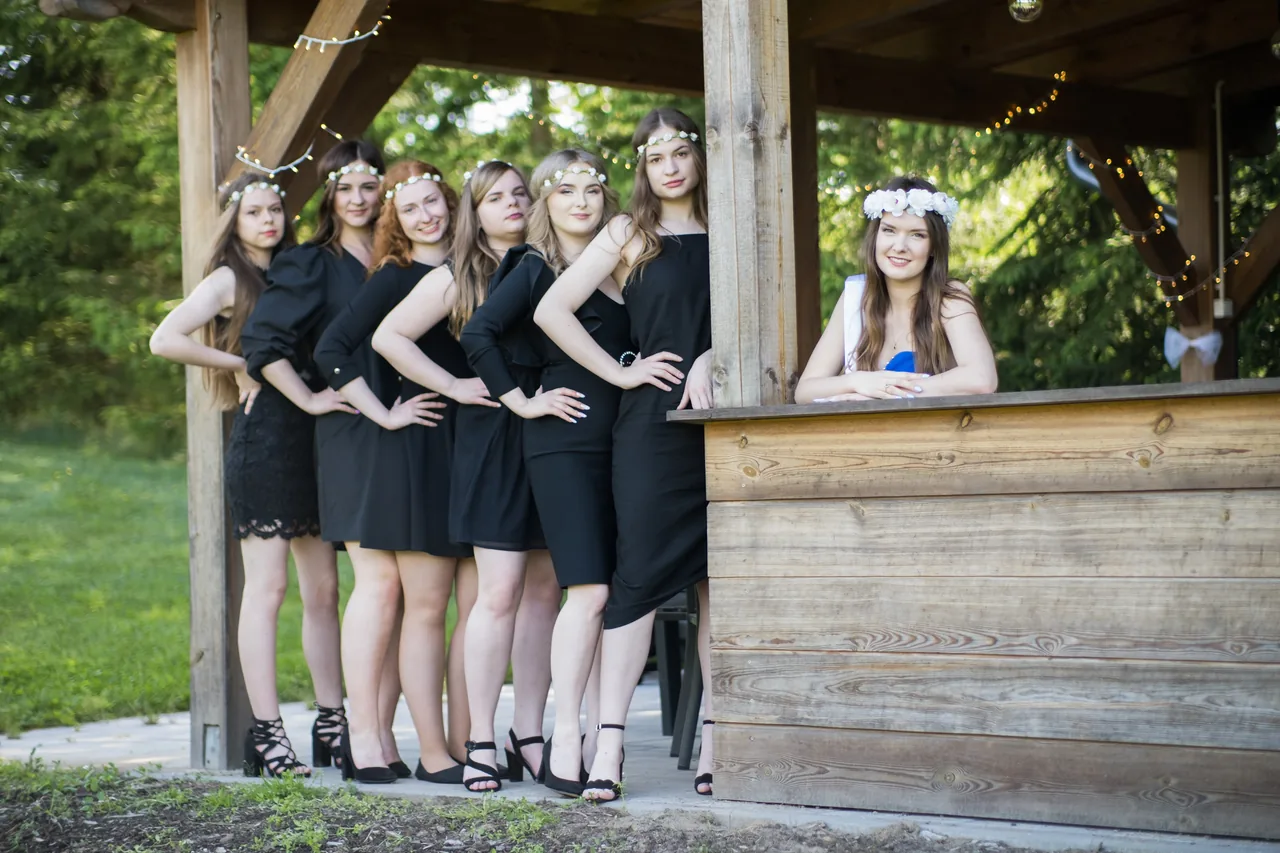 Sesja z wieczoru panieńskiego — fotograf Tobiasz Kaczmarczyk, Żuromin, zdjęcie 11
