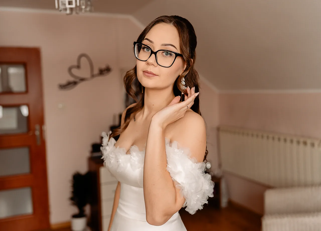 Reportaż ślubny, wybrane kadry — fotograf Tobiasz Kaczmarczyk, Żuromin, zdjęcie 25
